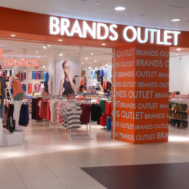 2006: Brands Outlet was launched